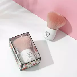 Кисть для макияжа