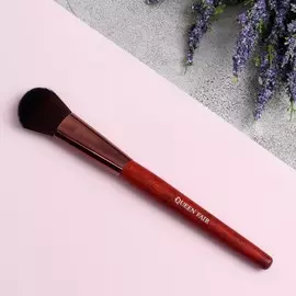 Кисть для макияжа