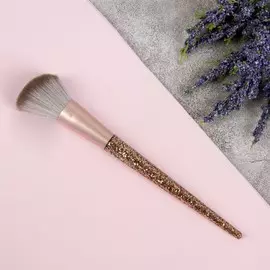 Кисть для макияжа