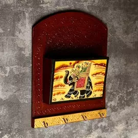 Ключница дерево