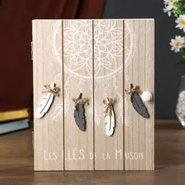 Ключница дерево