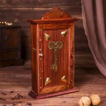 Ключница дерево