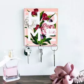 Ключница деревянная