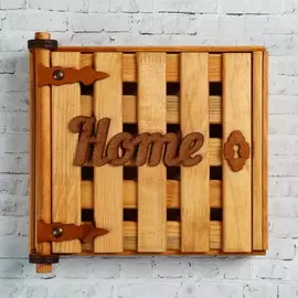 Ключница деревянная