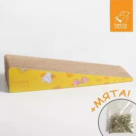 Когтеточка из картона с кошачьей мятой