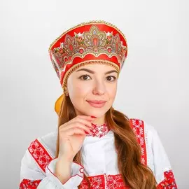 Кокошник прямой