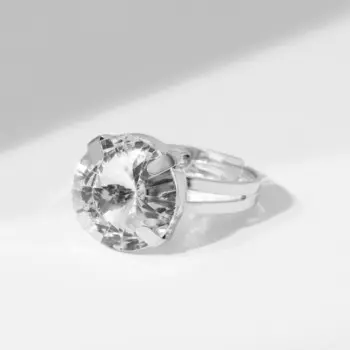 Кольцо с камнем