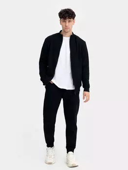 Комплект мужской (джемпер, брюки)