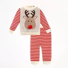 Костюм вязаный