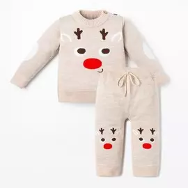 Костюм вязаный