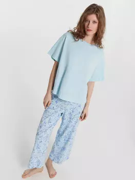 Комплект женский (джемпер, бриджи)