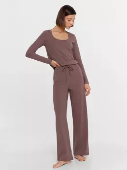 Комплект женский (джемпер, брюки)