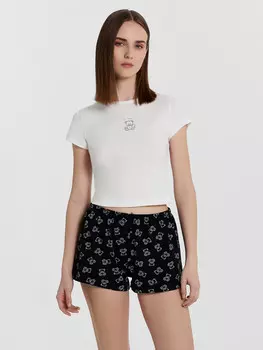 Комплект женский (джемпер, шорты)