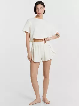 Комплект женский (джемпер, шорты)