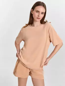 Комплект женский (джемпер, шорты)