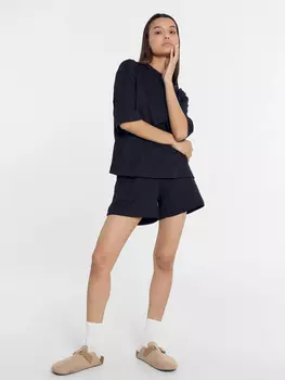 Комплект женский (футболка, шорты)