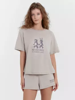 Комплект женский (футболка, шорты)