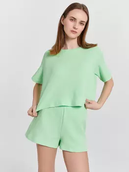 Комплект женский (футболка, шорты)