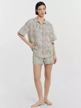 Комплект женский (жакет, шорты)