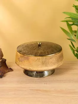 Конфетница с крышкой