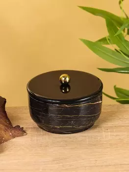 Конфетница с крышкой