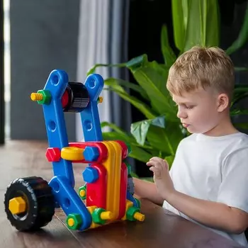 Конструктор пластиковый