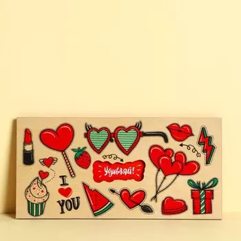 Конверт для денег с деревянным элементом