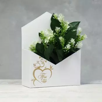 Конверт с золотым тиснением