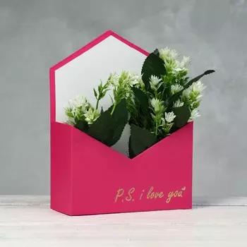 Конверт с золотым тиснением p.s. i love you, малиновый 18 х 24 х 7 см