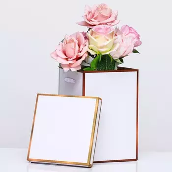 Коробка подарочная складная, золотая, 17 х 25 см