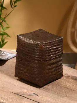 Корзинка плетеная