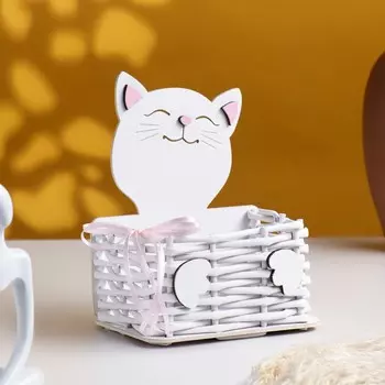 Корзинка плетеная из лозы