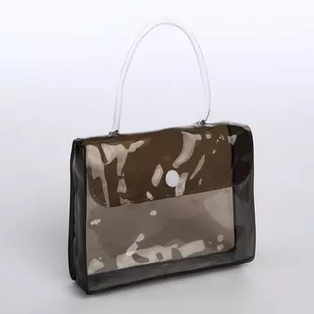 Косметичка на кнопке, с ручкой, цвет черный