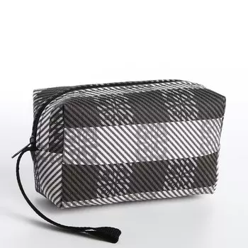 Косметичка дорожная на молнии, с ручкой, цвет черный