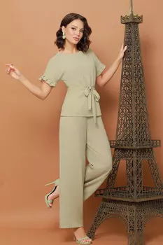 Костюм брючный