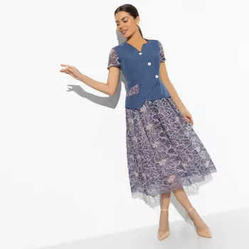 Костюм с юбкой