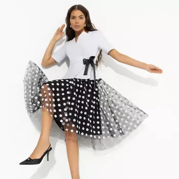 Костюм с юбкой