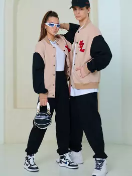 Костюм спортивный