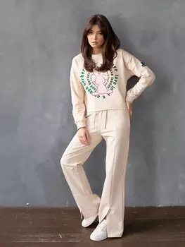 Спортивный костюм