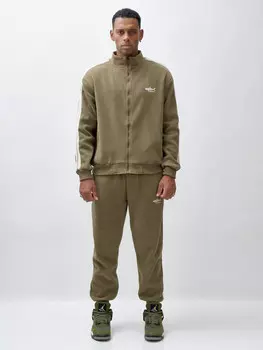 Костюм спортивный