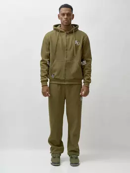 Костюм спортивный