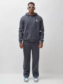 Костюм спортивный