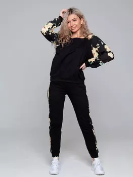 Костюм женский