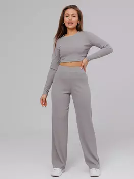 Костюм женский