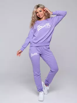 Костюм женский