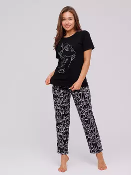 Костюм женский