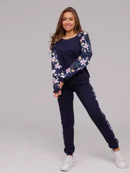 Костюм женский