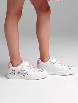 Кроссовки