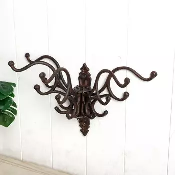 Настенные крючки декоративные