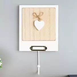 Крючок декоративный дерево